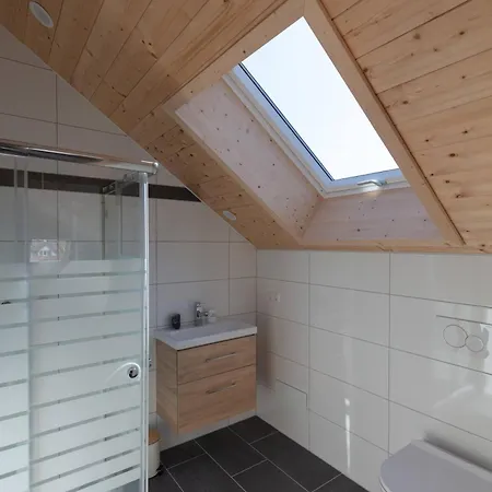 Lewe's * Dettingen an der Erms